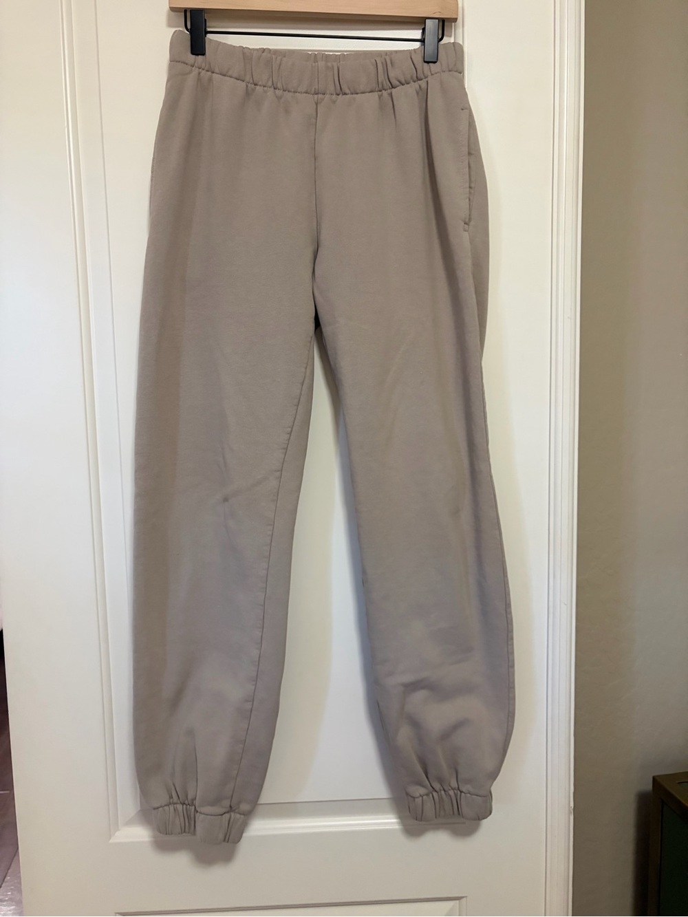 ✌🏽🤍 Brandy Melville Trendy Chill Casual Lounge Sweatpants ✌🏽🤍